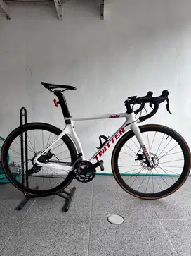 Sepeda Road bike