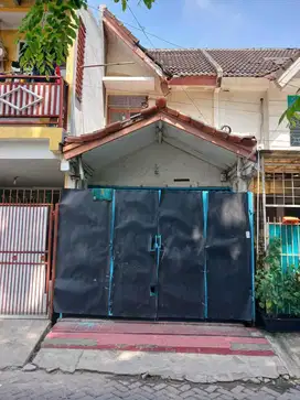Dijual rumah ruko depan taman,  taman palem lestari