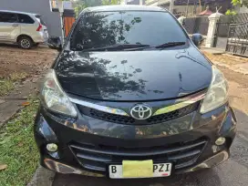 Veloz 2013 matic hitam