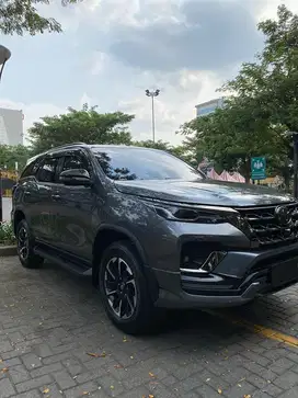 Toyota Fortuner 2.4 GR