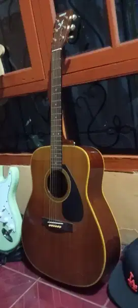 Gitar Akustik Yamaha Original tahun 1999