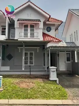 Dijual cepat rumah 2 lantai dekat pintu tol kota wisata