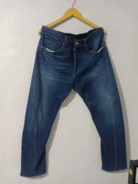 Celana Jeans Levis Engineered Size 34-35