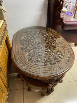 kursi ukir kaca