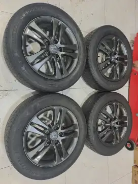 Velg Honda CRV R17 5x114 +Ban 80%