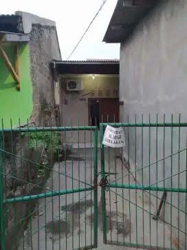 Kontrakan Karang tengah/ Ciledug