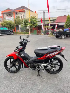 REVO 100cc CW ANTIK Low KM ANTIK!