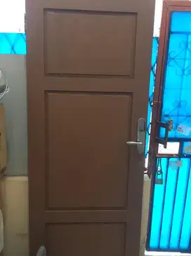 Pintu kamar kayu tebal ukuran 78 x 208 dapat 1 set gangga dan kunci ..