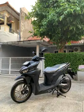 HONDA VARIO 125 2024 CBS ISS KEYLESS SP KM 8 RB PERAK