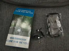 Casing anti air untuk hp di sepeda , hp holder