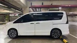 NISSAN SERENA 2.0 HWS AT 2013 PUTIH