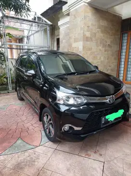 Dijual : Toyota Avanza Veloz 1,5 Matic, pribadi, 2017, Hitam metalik