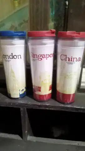 Botol minum starbucks
