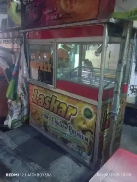 Etalase Gerobak Ayam Geprek