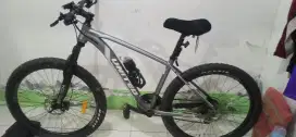 Sepeda united monanza 4.3