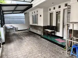 Jual / Sewa Rumah Kantor Murah Strategis di Sayap Pajajaran Bandung