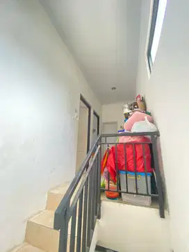 Di Jual Rumah 2 Lantai Cantik Di Cluster Royal Mansion 2 Pamulang
