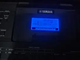 KEYBOARD YAMAHA PSR E 453