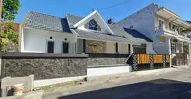 DIJUAL RUMAH BESAR TANAH LUAS DI JAKAL DEKAT UII