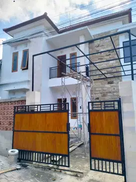 Rumah baru 2 lantai di jl gn andakasa denpasar barat
