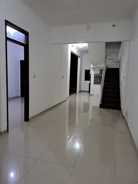 Disewakan Rumah 2 Lantai Siap Huni Lingkungan Nyaman Antapani