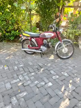 Yamaha L2 Super kondisi istmewa