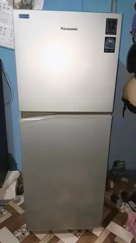 Kulkas panasonic 2 pintu