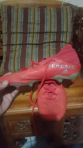 Jual cepat sepatu bola