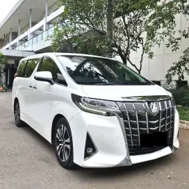 Low KM! Alphard G 2.5 facelift 2018