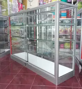 Etalase 1,5M x 1M Untuk Perlengkapan Usaha 4 Tahap