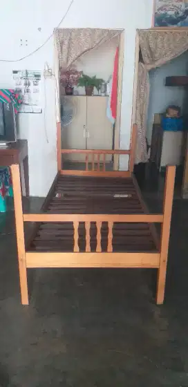 T4 tdr kayu.2tngkat.