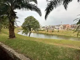 kavling eksklusif hadap danau Bukit Golf Cibubur