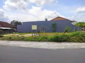 DIJUAL TANAH LUAS DEKAT LOTTEMART DI MAGUWOHARJO