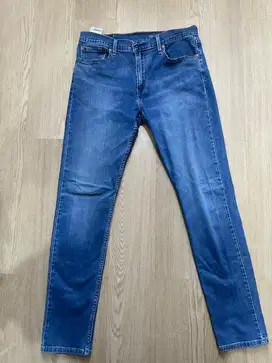 Celana Jeans Levi’s Size 33