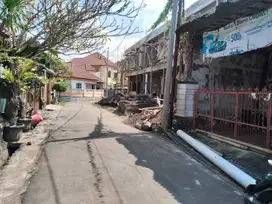 Tanah Murah Bonus Bangunan Rumah 2 Lantai