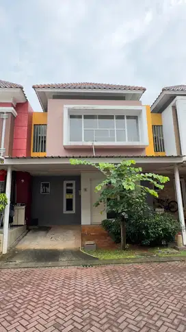 Dijual Rumah Minimalis 2 Lantai Dekat Perbatasan BSD Gading Serpong