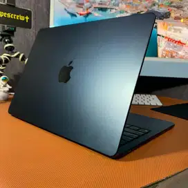 Macbook Air M2 8/256GB 13inch 2022 Midnight