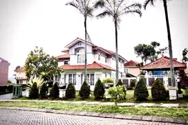 Villa Truly1 Puncak, 5 KT+AC, Private Pool, Max. 25 Orang