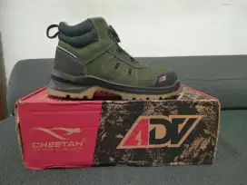 Safety Shoes CHEETAH size 6 , original.