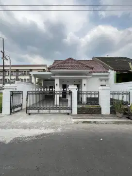 Rumah Strategis Tepi Jl Aspal Dekat Budi Mulia 7 Menit Ke Ringroad