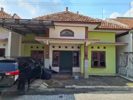 JUAL RUMAH DI PERUMAHAN GRIYA BULAKREJO SUKOHARJO