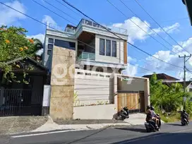 Disewakan Villa Taman Giri, Jimbaran