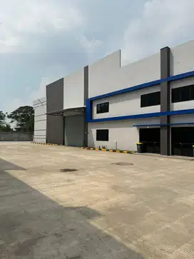 Di Sewakan Gudang Komplek Pergudangan Trisentosa
