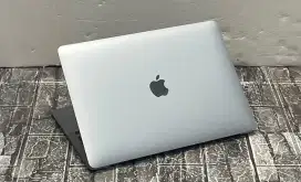 Macbook Air M1 2020 resmi x ibox