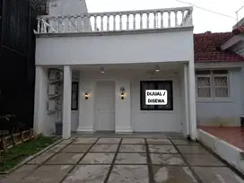 DIJUAL RUMAH SEJUK NYAMAN SIAPHUNI FURNIS TAMPAK SIRING SENTUL SSR019