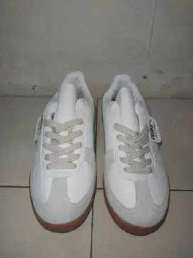 Sepatu Puma Palermo