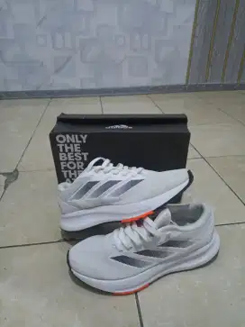 Sepatu Running strip 3 Duramo RC