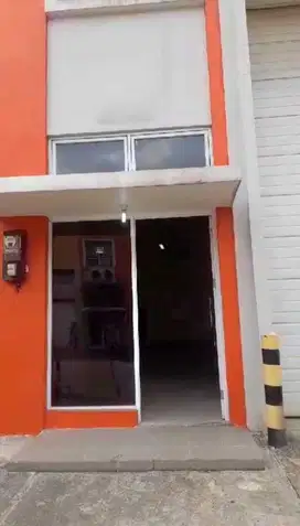 Disewakan Gudang di Bizpark Green Sedayu Cakung Jakarta Timur
