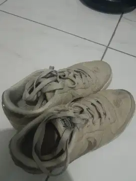 Dijual sepatu nike x stussy