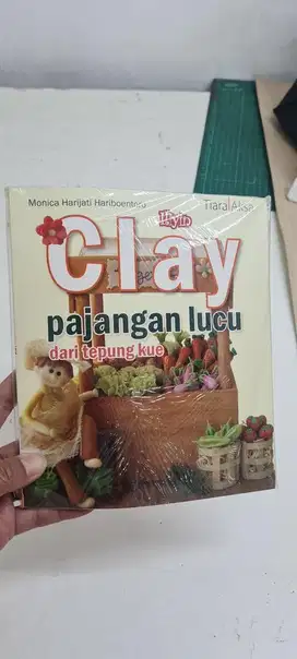 Buku clay, buku cara membuat clay, tutorial clay